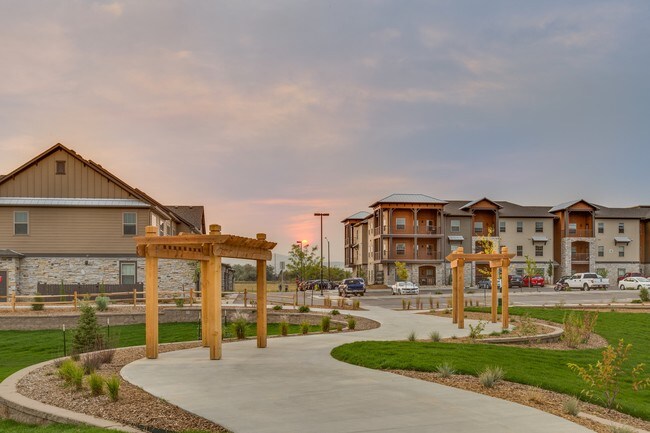 Foto del edificio - Crowne at Timberline