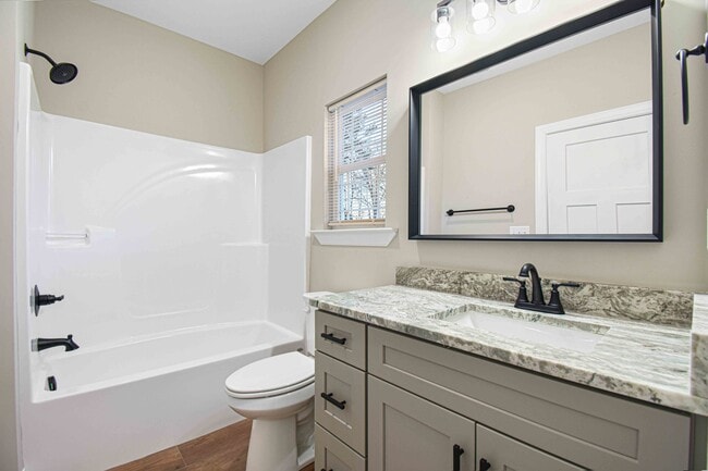 Foto del edificio - 44 Palm Beach Ave