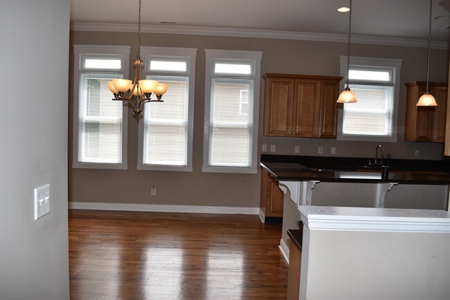 Building Photo - 2107 Herrick Ave