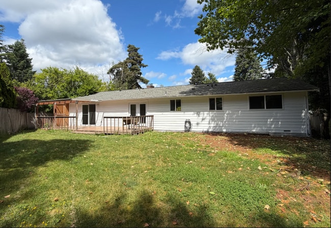 Foto del edificio - 15115 110th Ave NE