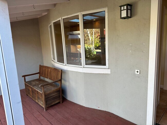 Building Photo - LOS GATOS - Beautifully upgraded property in desirable Los Gatos location, Los Gatos Schools