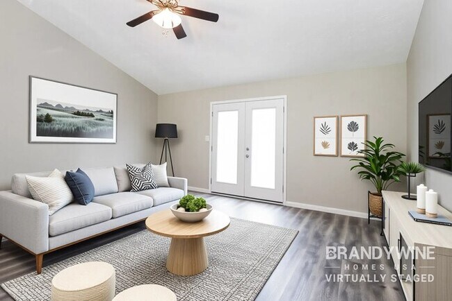 Foto del edificio - 8825 Royal Meadow Dr