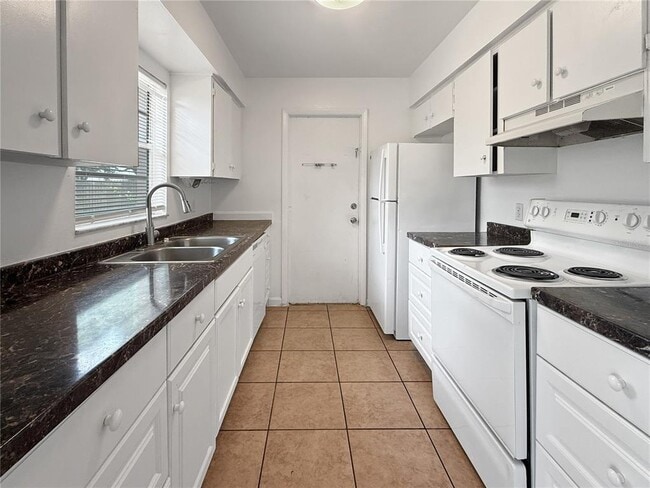 Building Photo - 1624 High Point Ct SW