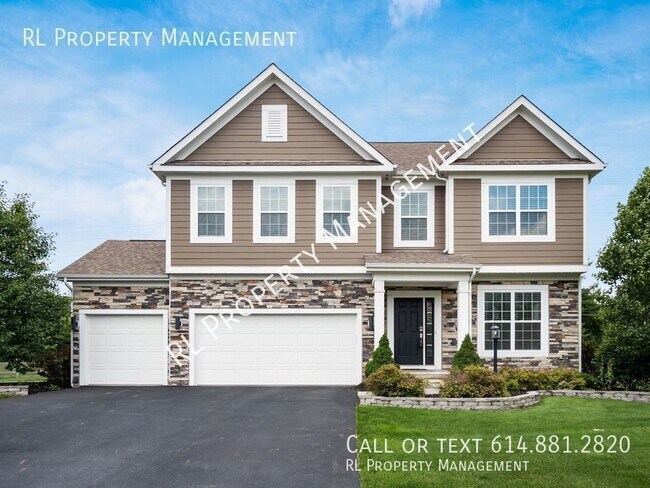 Foto del edificio - Stunning 4 Bedroom 2.5 Bathroom Home in Le...