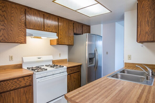 Foto del edificio - 3 Bedroom 2 Bath Home in Quail Ridge Subdi...