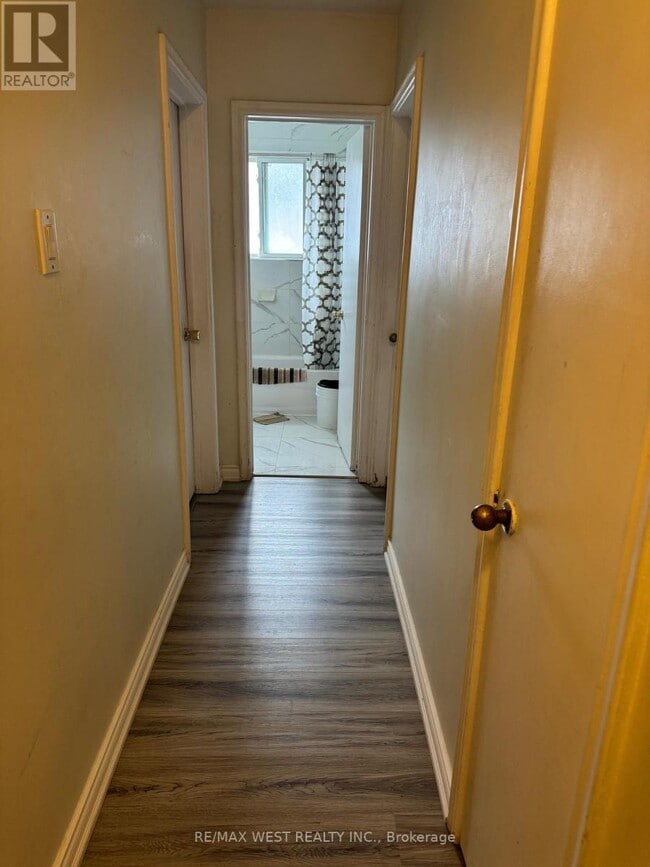Building Photo - 63 Habitant Dr