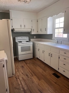 Building Photo - 901 17th Ave