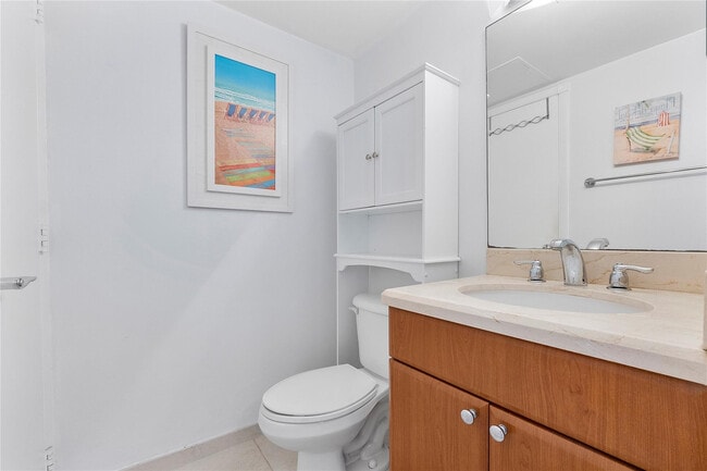 Building Photo - 1900 S Ocean Blvd