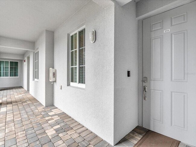 Foto del edificio - 14081 Heritage Landing Blvd