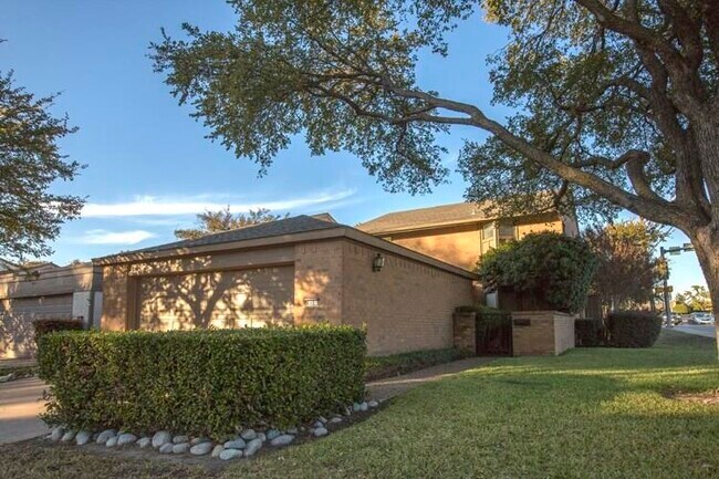 Foto del edificio - 6461 Southpoint Dr
