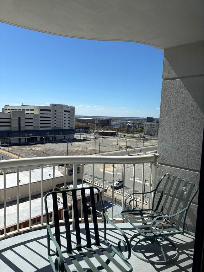 Building Photo - 3101 Boardwalk