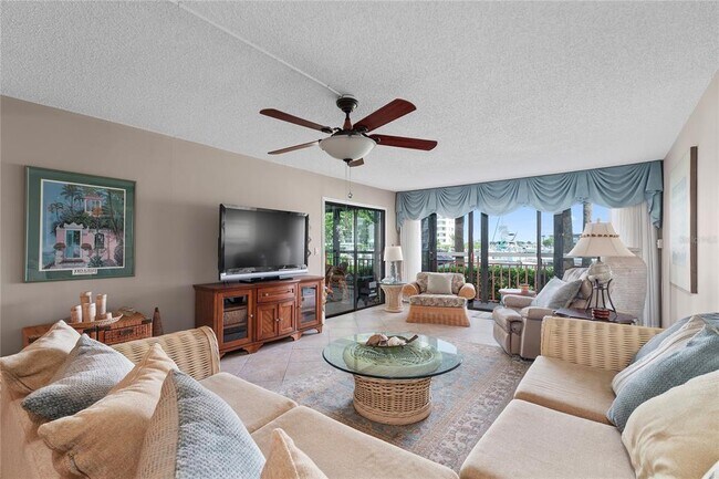 Foto del edificio - 7907 Sailboat Key Blvd S