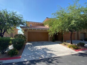 Building Photo - 11865 Tevare Ln