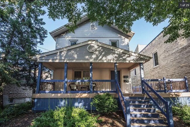 Foto del edificio - 1734 N Franklin Pl