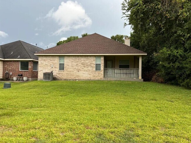 Foto del edificio - 123 Cove Cir