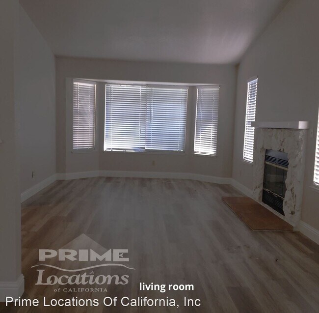 Building Photo - 3 br, 2 bath House - 1008 Wabash Court