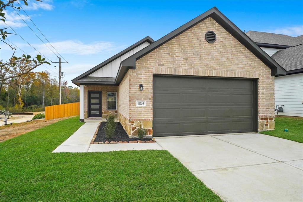 Foto principal - 11703 Eclipse Dr