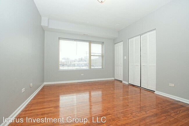 Foto del edificio - 7527-7529 S Colfax Ave