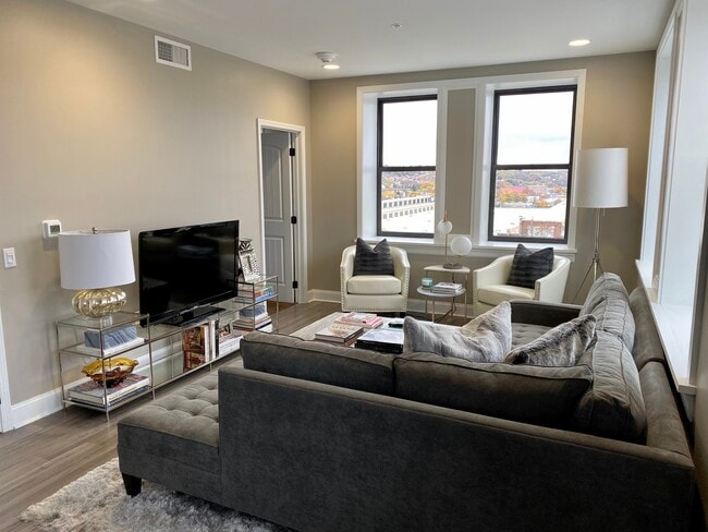 Foto del edificio - 108 Washington N Ave