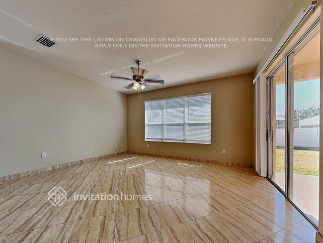 Foto del edificio - 2045 Heartland Cir