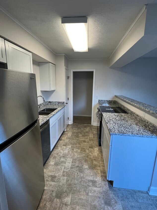 Foto principal - 3 Woodcrest Dr