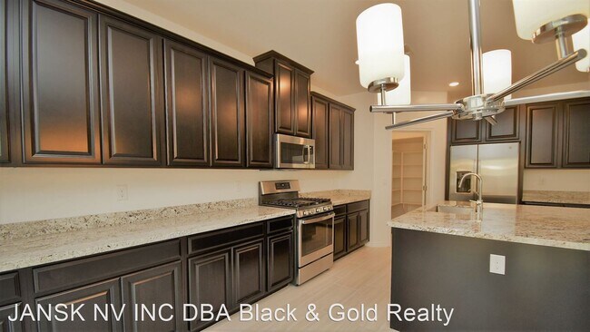 Building Photo - 4 br, 2.5 bath House - 6932 Noah Raven St