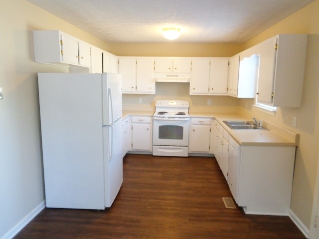 Foto del edificio - 2836 Islington Dr