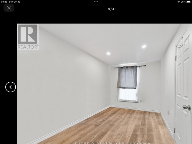 Building Photo - 35 Kingscourt Av