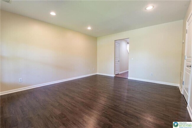 Foto del edificio - 8475 Putnam Ct