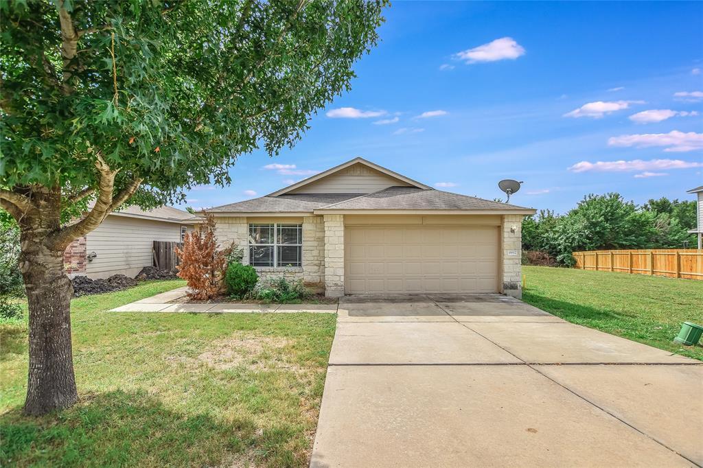 Foto principal - 18612 Great Falls Dr