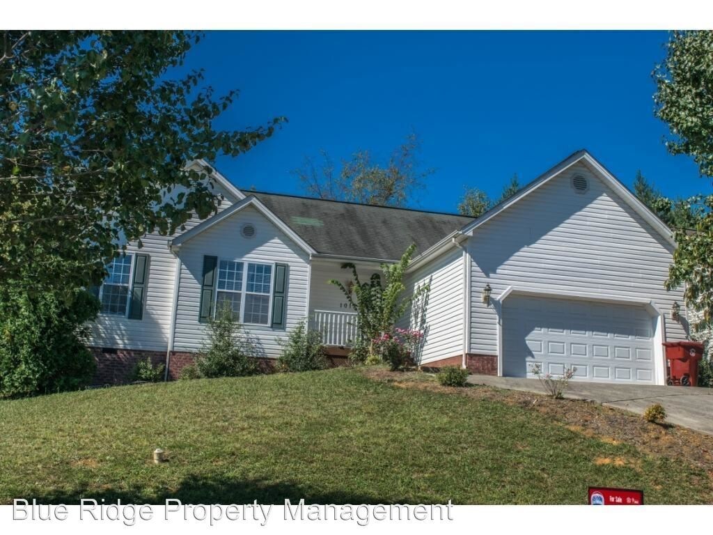 Primary Photo - 1012 Sunrise Valley Dr