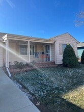 Building Photo - 2120 W Gill Pl