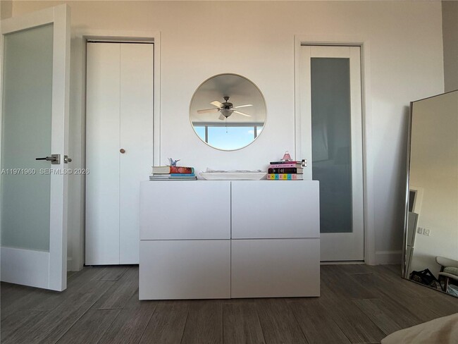 Foto del edificio - 2715 N Ocean Blvd