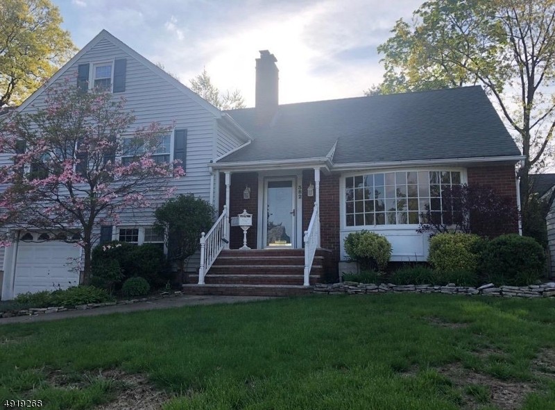 Primary Photo - 382 Forest Ave
