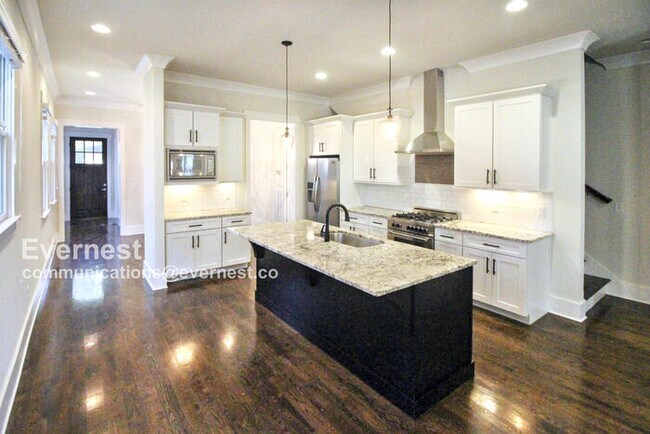 Foto del edificio - 817 Knox Ave