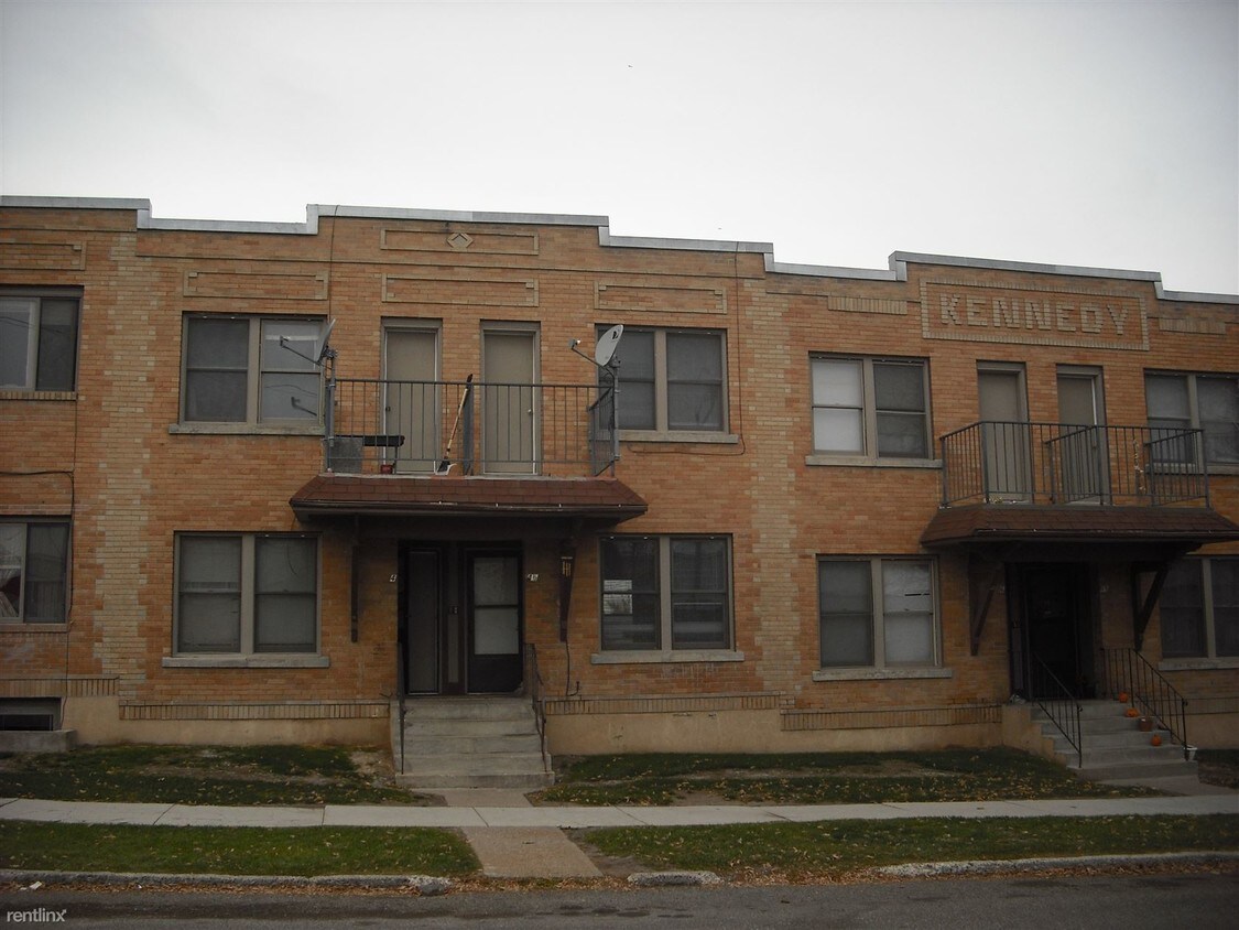 Primary Photo - 3 br, 1 bath Townhome - 10 12th St N 2 Unit 2