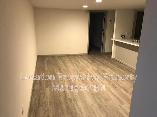 Foto del edificio - 1734 W 19th Terrace