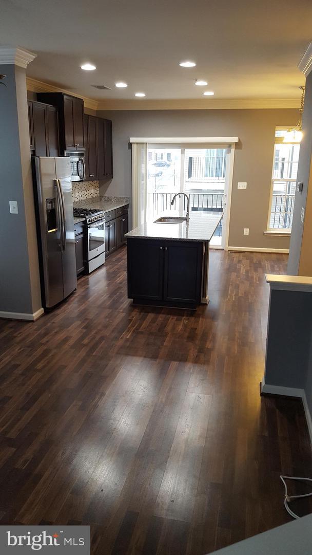 137 Prado Ln, Clarksburg, MD 20871 Townhouse for Rent in Clarksburg