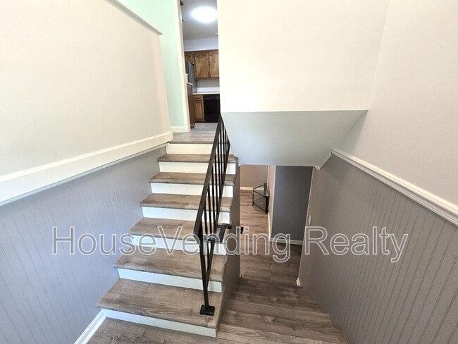 Building Photo - 11100 Hughlan Dr