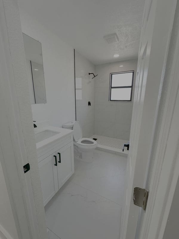 Foto del edificio - 2222 10th St S