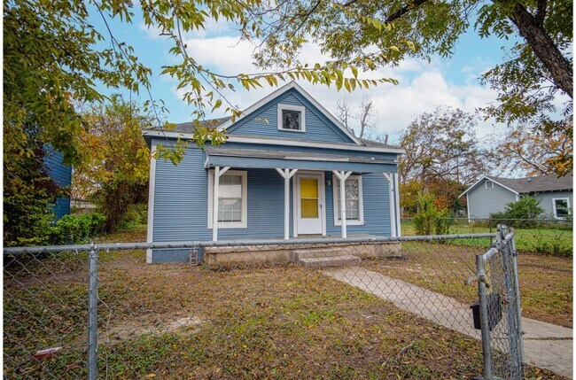 Foto del edificio - Convenient Home near Downtown's Heart