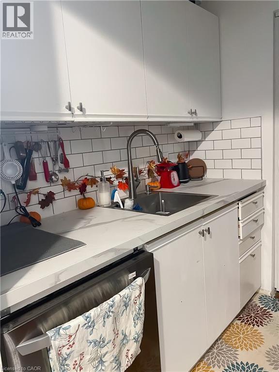 Photo du bâtiment - 130 Conway Dr