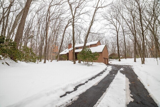 Foto del edificio - 160 Floral St