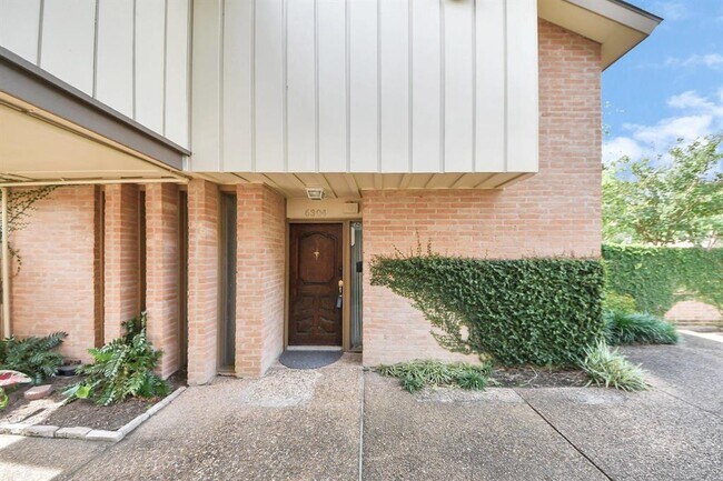 Foto del edificio - 6304 Crab Orchard Rd