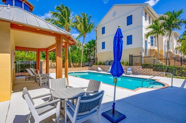 Building Photo - 475 Juno Dunes Way