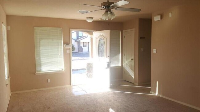 Building Photo - 4028 Hueco Valley Dr