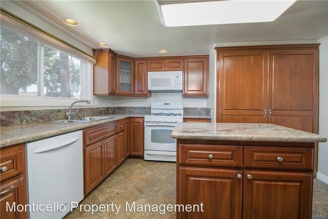 Foto del edificio - 4 br, 2.5 bath House - 21162 Surfwood Lane