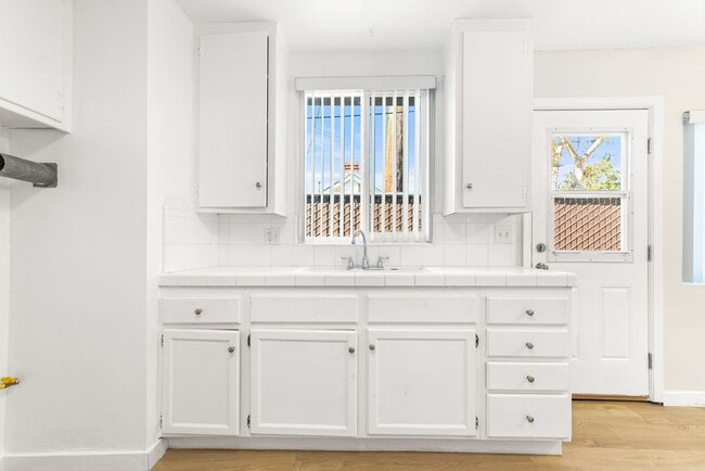 Building Photo - 2222 248th St