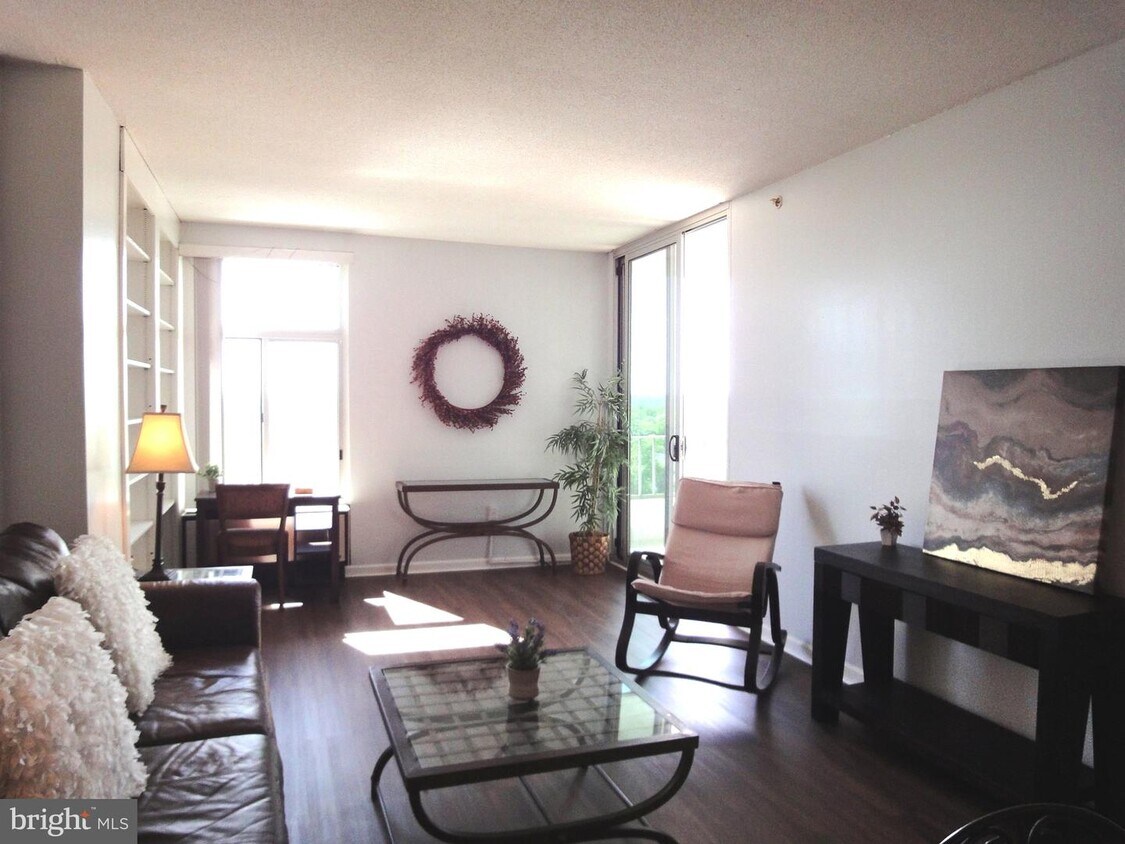 Foto principal - 28 Allegheny Ave