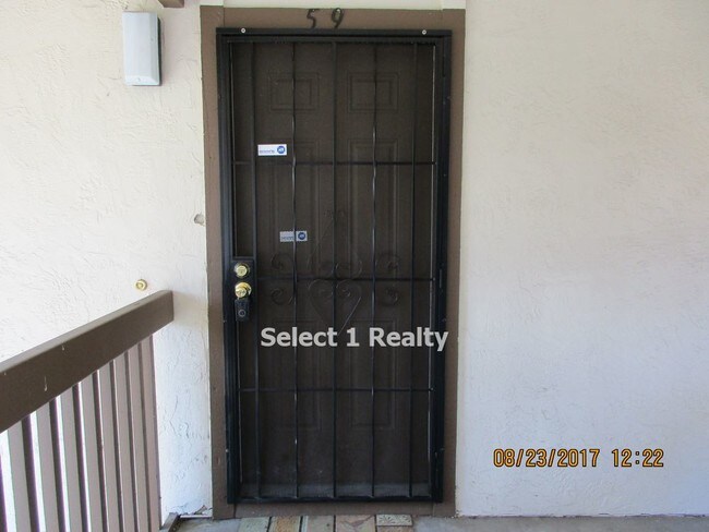 Foto del edificio - 1707 Mahogany Way
